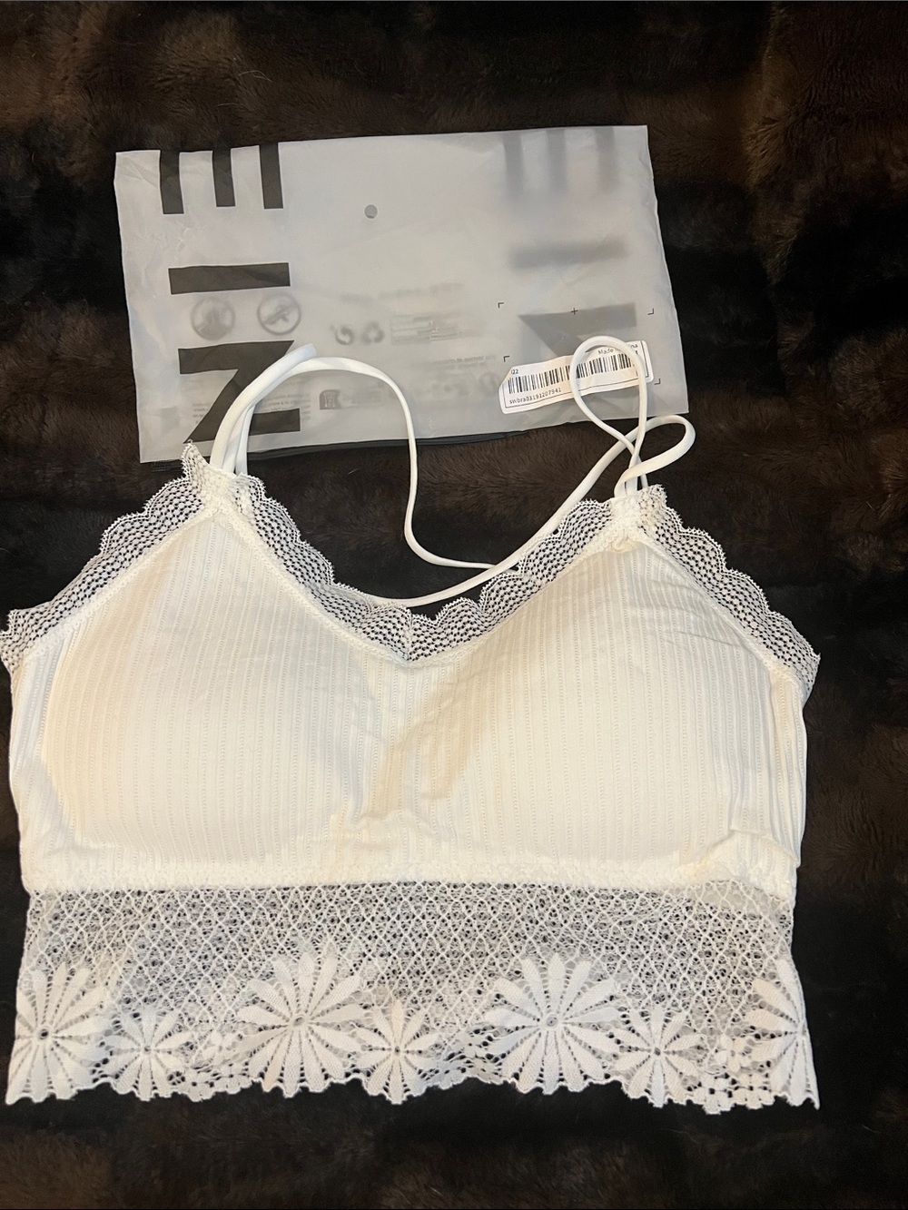 SHEIN White Lace Trim Ribbed Bralette Bandeau